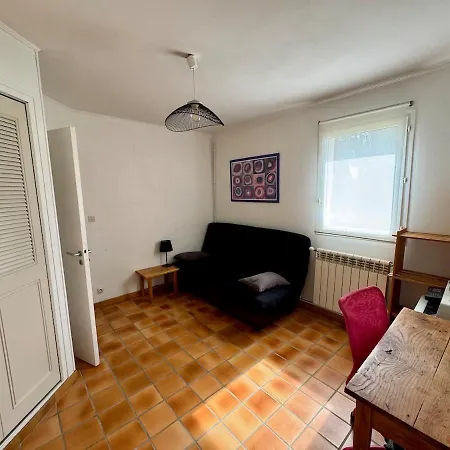 Les Amandiers Clim Piscine 5ch Villa
