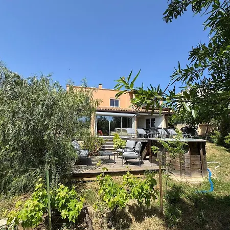 Les Amandiers Clim Piscine 5ch Villa *