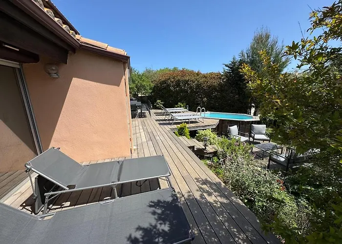 Les Amandiers Clim Piscine 5ch * Portiragnes